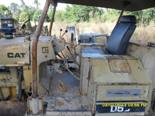 Catterpillar D5B รถแทรคเตอร์ตีนเป้น (รถดันดิน) ช่วงล่างปานกลางขึ้น เครื่องแห้งปั้มแรงดี ไม่มีโหลด เชิญ