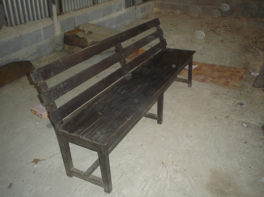 หลินรัชดา 081-585-6957 ม้ายาวไม้เก่าเนื้อแข็ง ขาย1800บาท