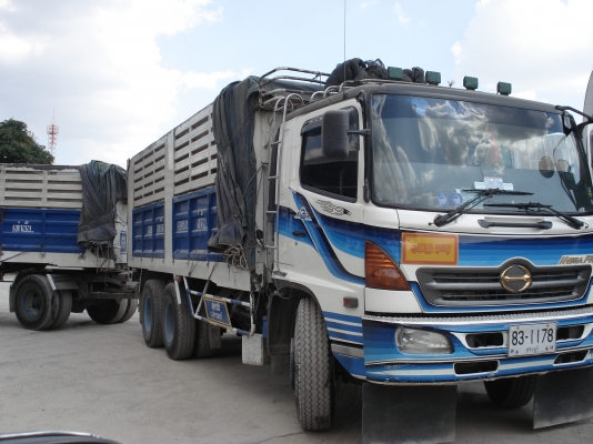 ขายรถพ่วงฮีโน่ดั้มแม่ดั้มลูก (แม็กก้า,ซูโม่,โปรเฟีย)สระบุรี ขายรถพ่วงฮีโน่ดั้มแม่ดั้มลูก (แม็กก้า,ซูโม่,โปรเฟีย)สระบุรี