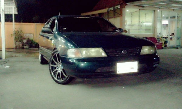 ขายNissan Sunny ราคาถูก เกียร์ออโต้เข้านิ่มขับสบาย