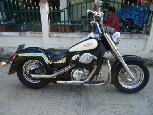 ขาย HONDA STEED 600 สภาพดีมาก มีทะเบียนแท้ๆ โอนได้ทุก จังหวัด เลขตอง 666 ครับ