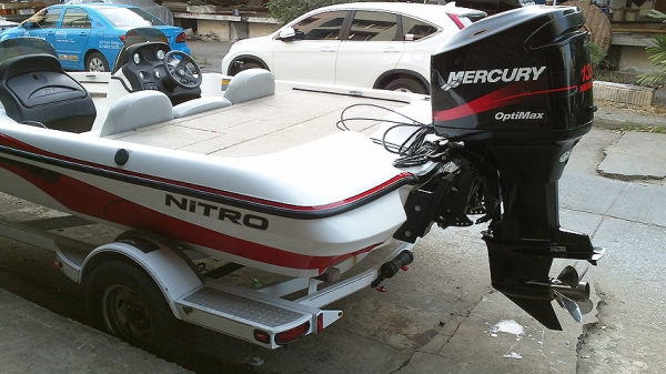 ขายเรือ BASS NITRO NX882 DC135HP Optimax สีขาว/แดง
