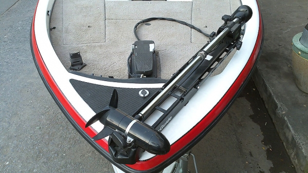 ขายเรือ BASS NITRO NX882 DC135HP Optimax สีขาว/แดง