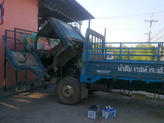 ขายรถ6ล้อ ISUZU KS22 เครื่อง 4bd1 110 แรง ทะเบียนเต็ม