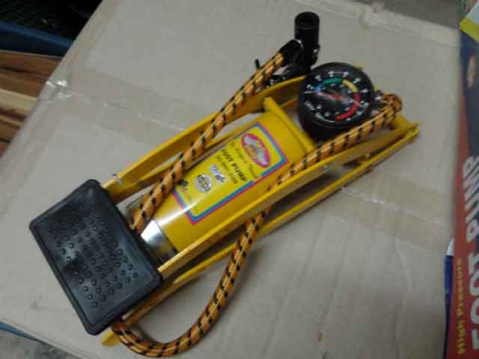 สูบลมเท้าเหยียบ