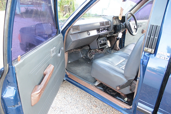 ขายฮีโร่ครับ สนใจจริงต่อรองได้ครับ  อยากให้คนใช้จริงๆๆครับ  รถสวยมาก