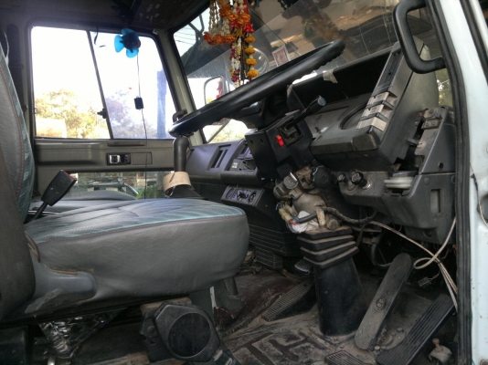 ขายรถ 10 ล้อ เพลาเดียว กระบะเหล็กคอกเกษตรไม่ดั้ม ISUZU นางฟ้า 195 รถสวยมาก สนใจรีบโทรเลยครับ