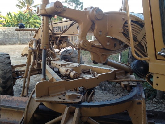 ขายรถเกรดCAT 12 G พร้อมรถบด