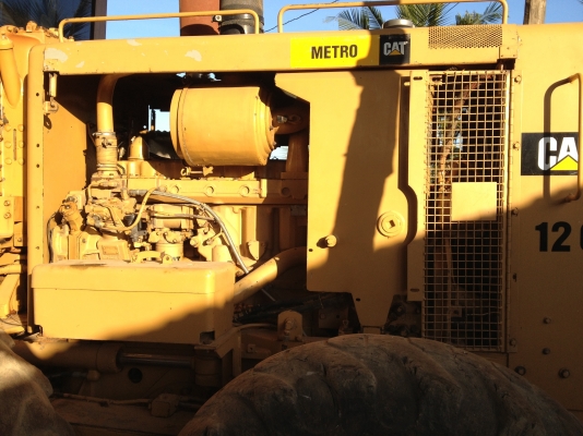 ขายรถเกรดCAT 12 G พร้อมรถบด