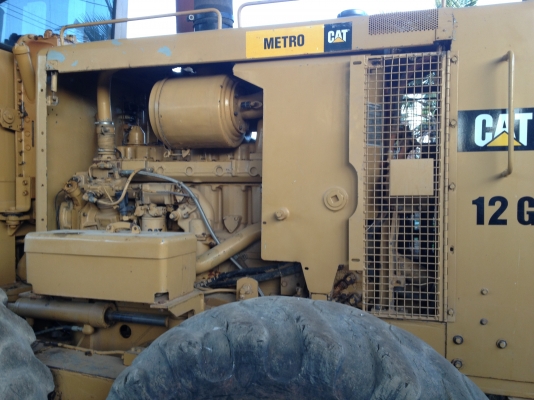 ขายรถเกรดCAT 12 G พร้อมรถบด