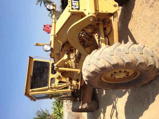 ขายรถเกรดCAT 12 G พร้อมรถบด