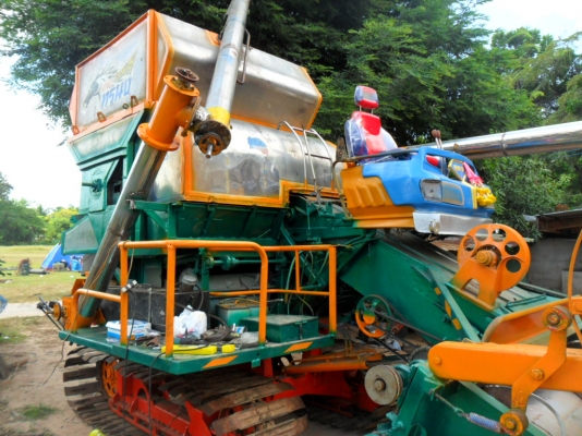 ขายรถเกี่ยวสภาพเยี่ยม