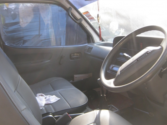 ขายรถตู้ส่งของ