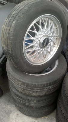 ขายล้อแม็กนอกbbsแท้ฝาครบ ขอบ14 4รู100สภาพไหม่ครับ ยางปี06 ครับ 4เส่น