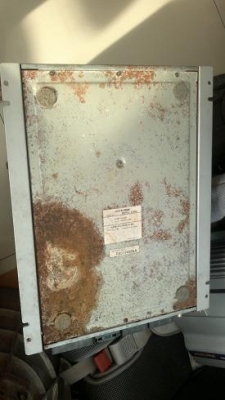 ขาย เครื่องเสียงยกชุดครับ แอมป์ alpine 2ตัว ขับซับ กับกลางแหลม