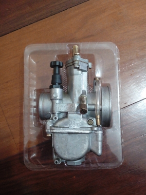 คาร์บูเรเตอร์.เหลี่ยม.900บาทไทย