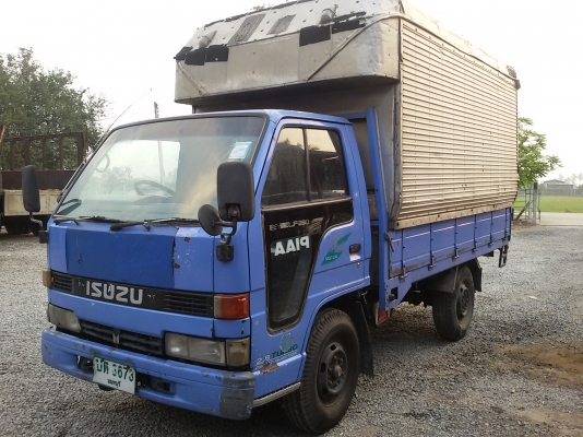 ขายรถ ISUZU NKR55E 4 ล้อ ไม่ติดเวลา เครื่อง 4JB1 88 แรงม้า