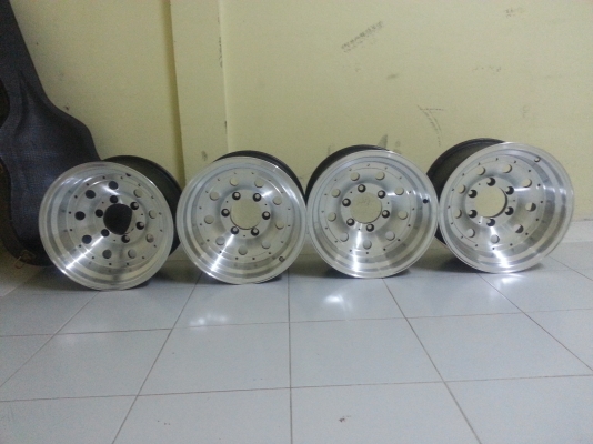 ขาย  หยดน้ำขอบขอบ15ลึกๆ