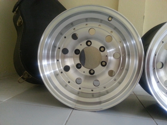 ขาย  หยดน้ำขอบขอบ15ลึกๆ