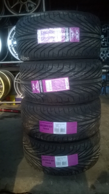 ขายยางใหม่245 35 19 275 30 19 ชุดละ13500