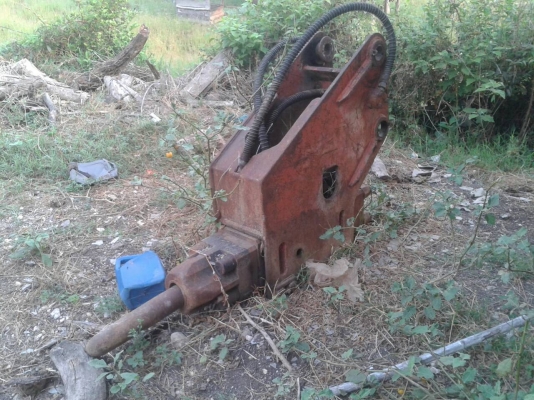 หัวแย๊กซ์..ใช้กับรถแบคโฮ ขนาด 120 ชอบราคาเท่าไร ต่อรองราคากันได้ครับ