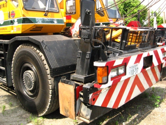 รถเครน25ตันนำเข้าจากญี่ปุ่น /สดและจัดไฟแนนท์