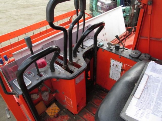 รถเกี่ยวข้าว คูโบต้า AX60 กงหลา รถนอกญี่ปุ่น รถเกี่ยวข้าว คูโบต้า AX60 กงหลา รถนอกญี่ปุ่น