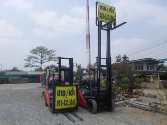 ขายรถฟอล์คลิฟท์ Toyota รุ่น 8FG25 ติดแก๊ส LPG สภาพสวย