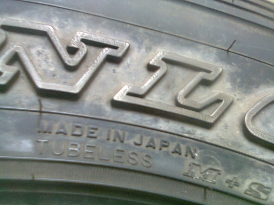 DUNLOP GRANDTREK AT3 MADE IN JAPAN มี 2 เส้น โทร.081-427-3941 DUNLOP GRANDTREK AT3 MADE IN JAPAN มี 2 เส้น โทร.081-427-3941