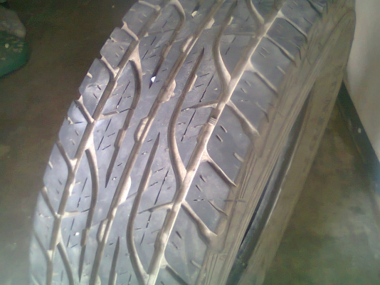 DUNLOP GRANDTREK  AT3  MADE IN JAPAN  มี 2 เส้น โทร.081-427-3941