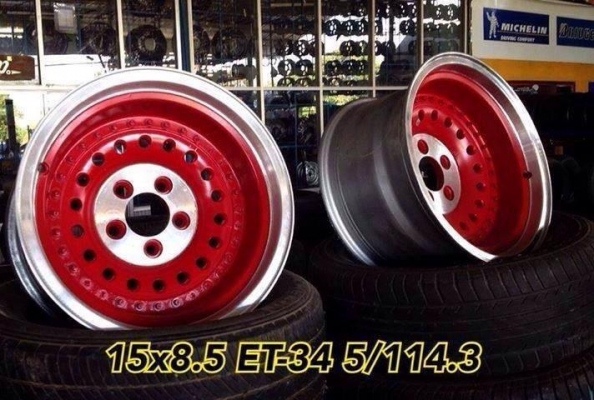 ขายล้อหยดน้ำ 15x8.5 ออฟ-34 5/114.3 ออฟลึกๆ มีื 1 คู่ ครับ