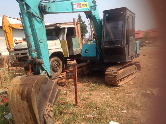 Pc60 เครื่อง อีชูชุ4สูบ แอร์เย็น385,000 0895770265 สกลนคร