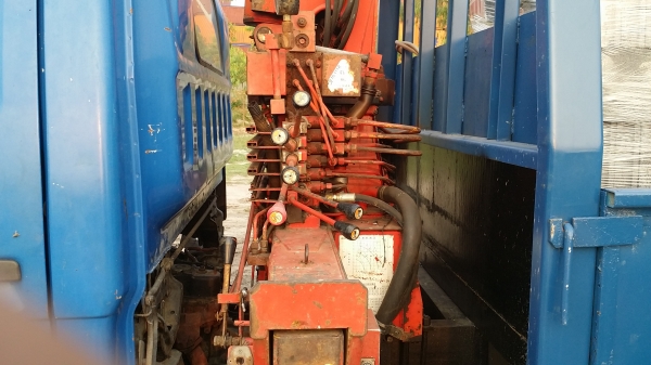 ขายด่วน รถ6ล้อติดเครน 3ตัน