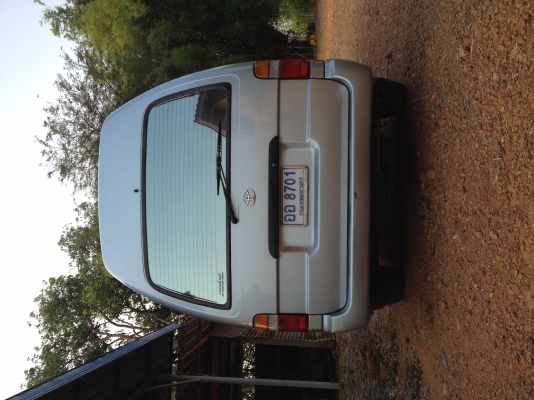 ขายด่วน รถตู้ TOYOTA หัวจรวด ตาเพชร  VIP เต็มๆ