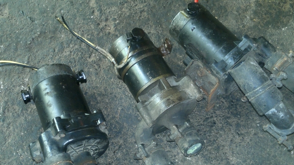 ปั๊มน้ำ DC 24 V มาจากญี่ปุ่นมือสองครับ