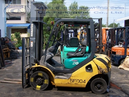 ขาย รถโฟล์คลิฟท์ KOMATSU รุ่น FG20T-16