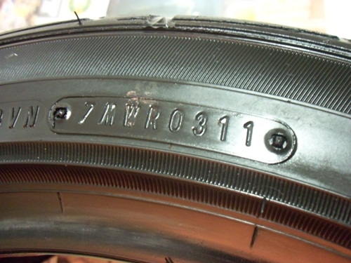ยาง,205/45R16 Dunlop LM703 ปี11หนึ่งคู่1,000