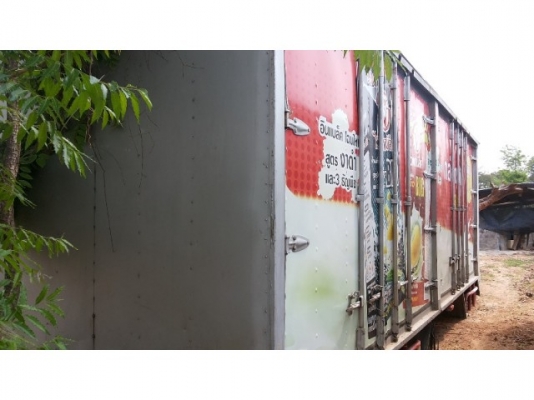 ขายตู้7เมตร10บาน แชสซีกว้าง85ซ.ม สภาพดี พร้อมใช้งาน