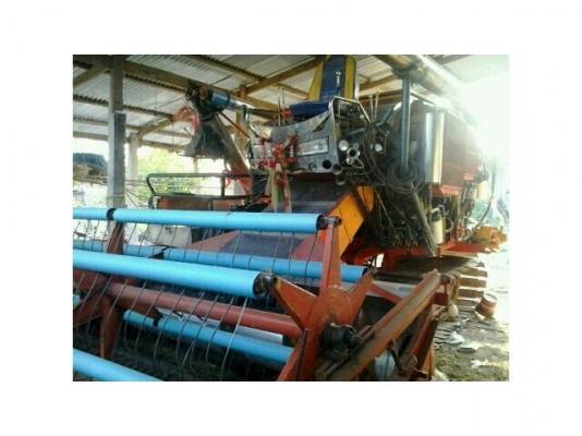 ขายรถเกี่ยวไทยเจริญอุ้ม2.5ตัน เครื่อง195เทอร์โบ สภาพพร้อมใช้งาน