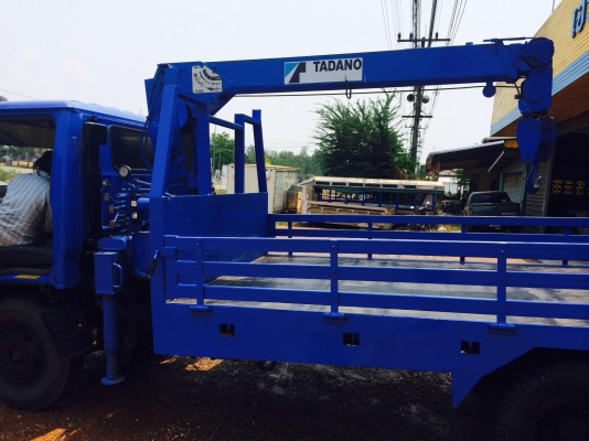 ขาย6ล้ออีซูซุ NKR ติดเครนทาดาโน่  2.5 ตัน 3 ปลอก สภาพสวย พร้อมใช้