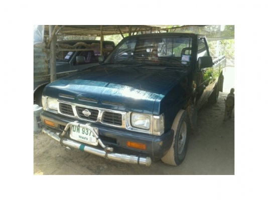 ขายNISSAN BIG M ปี39 เครื่อง2.7 ขายตามสภาพ เอกสารพร้อมโอน