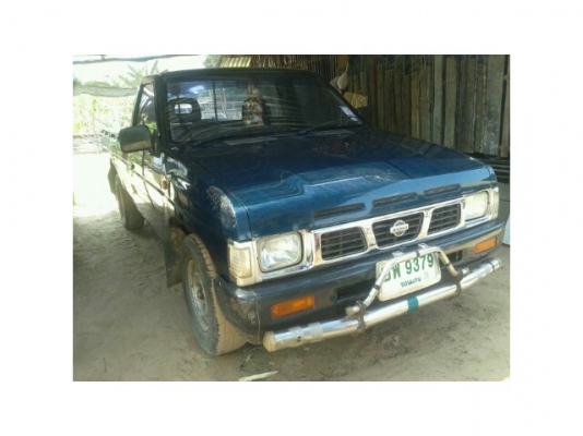 ขายNISSAN BIG M ปี39 เครื่อง2.7 ขายตามสภาพ เอกสารพร้อมโอน