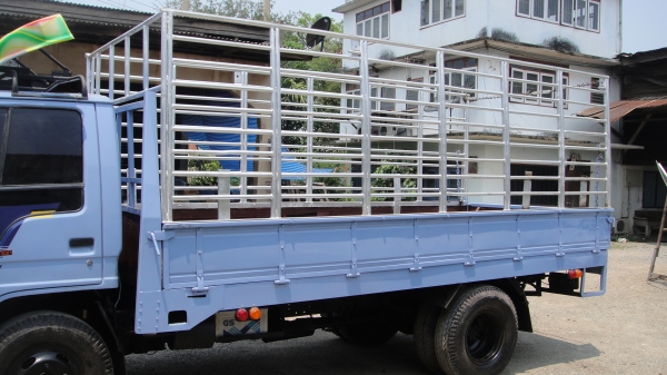 ISUZU NKR เครือง 4BC2 ฝาดำ (110แรง) รถสวยพร้อมใช้