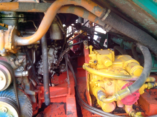 รถเกี่ยวไทยเจริญ อุ้ม3ตัน เดิน12 เครื่อง JO 8C พร้อมใช้ รถเกี่ยวไทยเจริญ อุ้ม3ตัน เดิน12 เครื่อง JO 8C พร้อมใช้