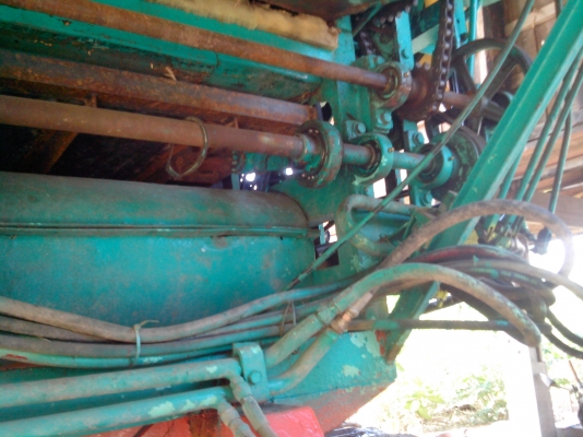 รถเกี่ยวไทยเจริญ อุ้ม3ตัน เดิน12 เครื่อง JO 8C พร้อมใช้ รถเกี่ยวไทยเจริญ อุ้ม3ตัน เดิน12 เครื่อง JO 8C พร้อมใช้