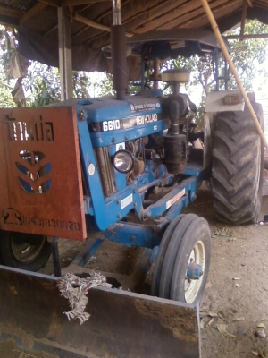ขาย รถไถ FORD 6610 เสื้อลาย รถสภาพสวย ใช้งานน้อย ขาย รถไถ FORD 6610 เสื้อลาย รถสภาพสวย ใช้งานน้อย