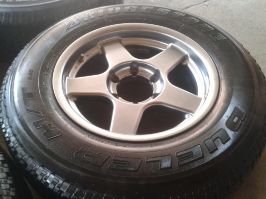 ขายล้อบัสเล่สีโฮมแบลค 16"*8 +ยาง ปี5012 ราคา14500