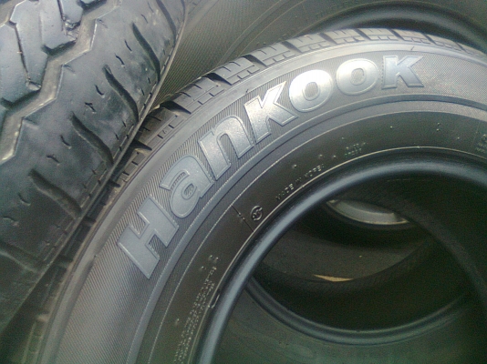 hankook  RADIAL RA08  มี ชุด 4 เส้น โทร.081-427-3941
