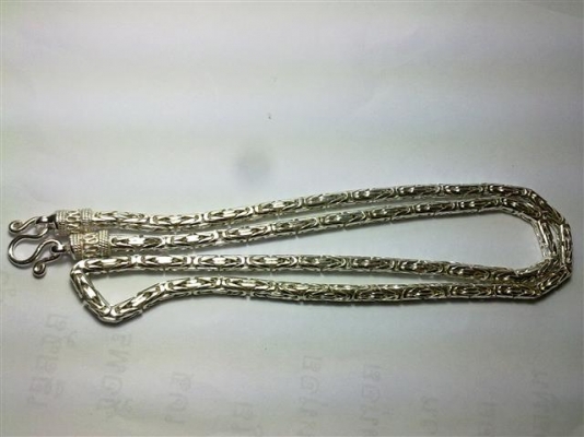 สร้อยคอเงินห้อยพระลายยอดนิยม