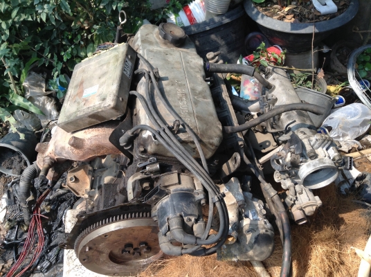 เครื่อง Mitsu ท้ายเบนซ์ 4g15 เกียร์ธรรมดา 7800 บาท